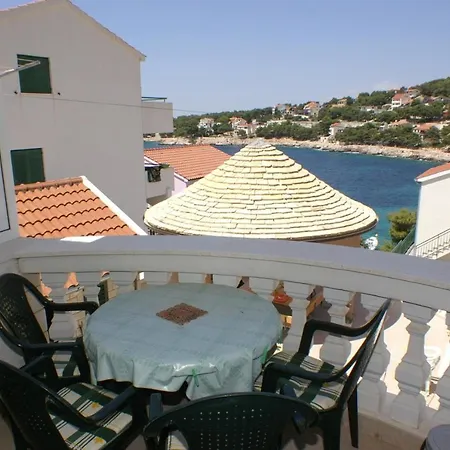 By The Sea Bilo, Primosten - 4202 Podgreben